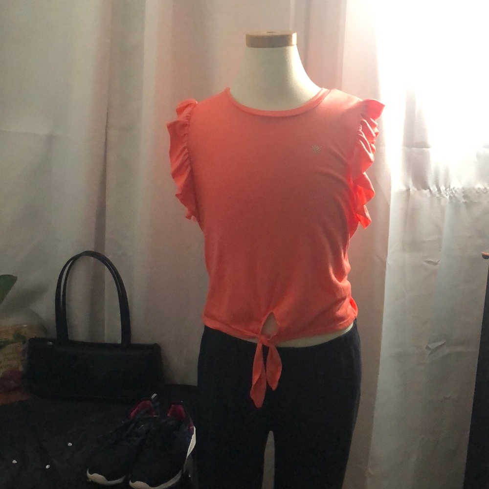 Guess top girl